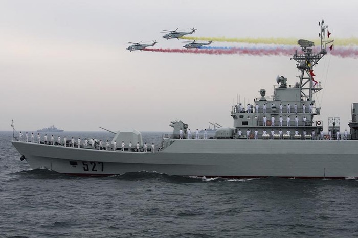 Một tàu chiến của hải quân Trung Quốc